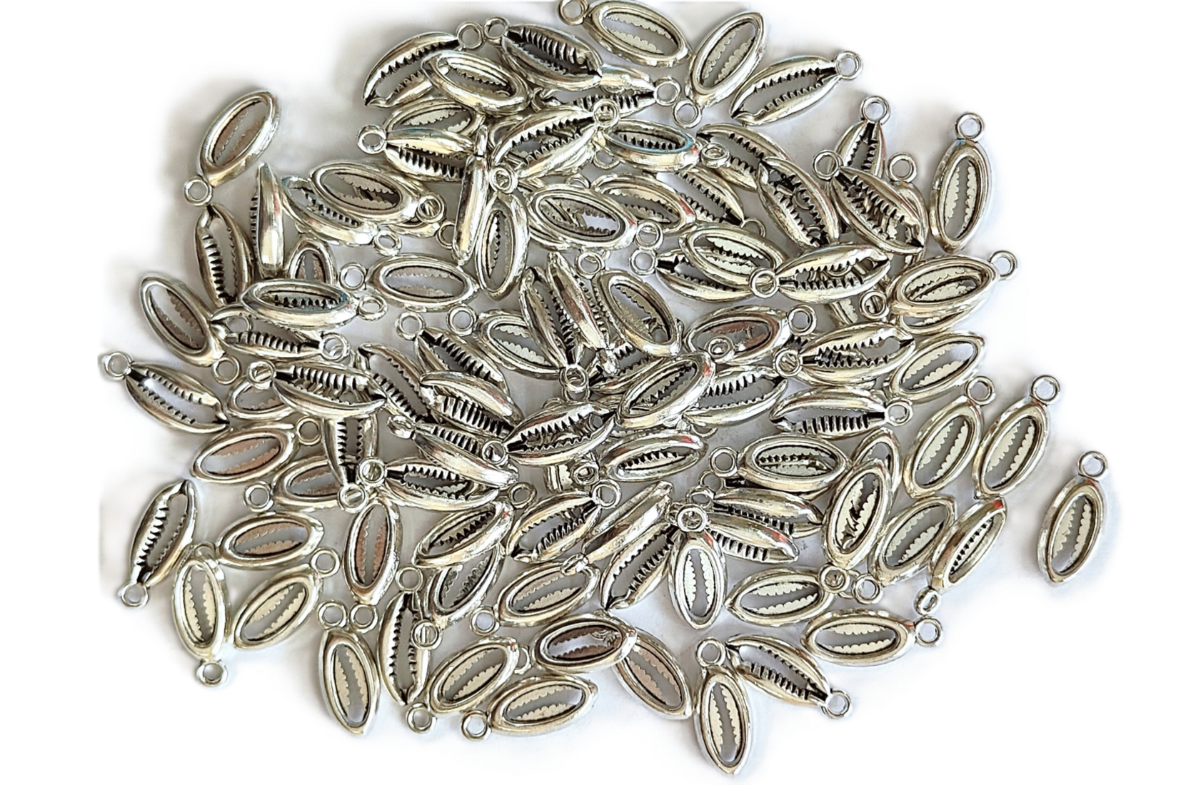 Silver Colour Artificial (Plastic) kodi/Cowrie with ring for Craft, Jewllery, Bracelet, Rakhi, Embroidery Work 200 Piece